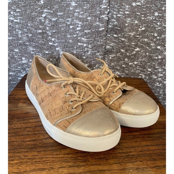 Elaine Turner Shoes - Elaine Turner Cork Lace Up Sneakers Brown/Metallic Casual Preppy Women's 6.5